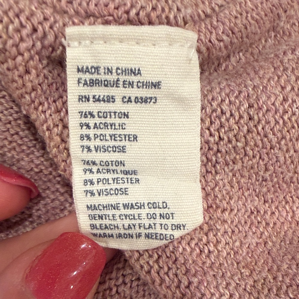 American Eagle Outfitters Pink Scoop V-Neck Sweater size S - Picture 7 of 7